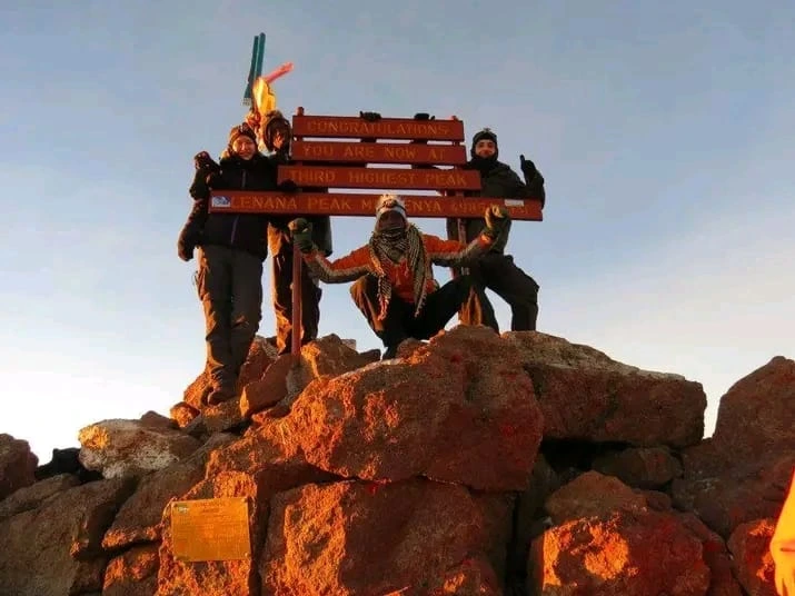mount kenya climbing tour (4)